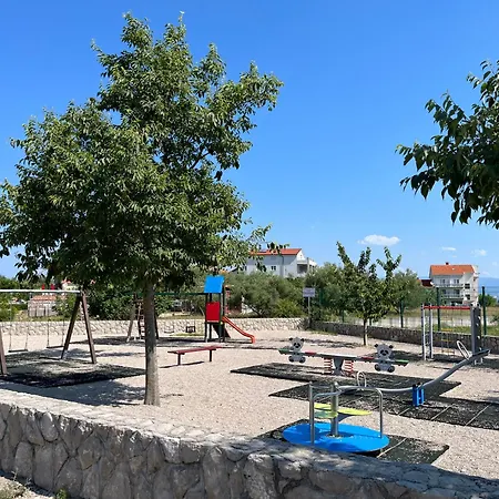 Apartmaji Zdenka * Porat (Krk)